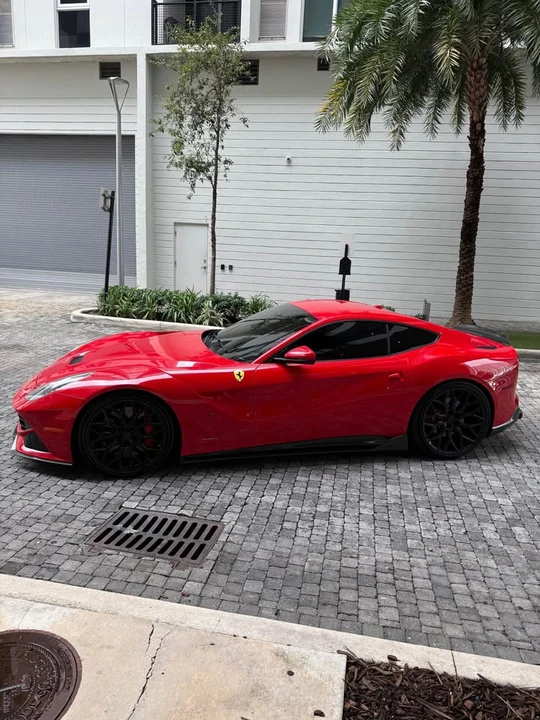 2014 Ferrari F12berlinetta - Image 4 of 20