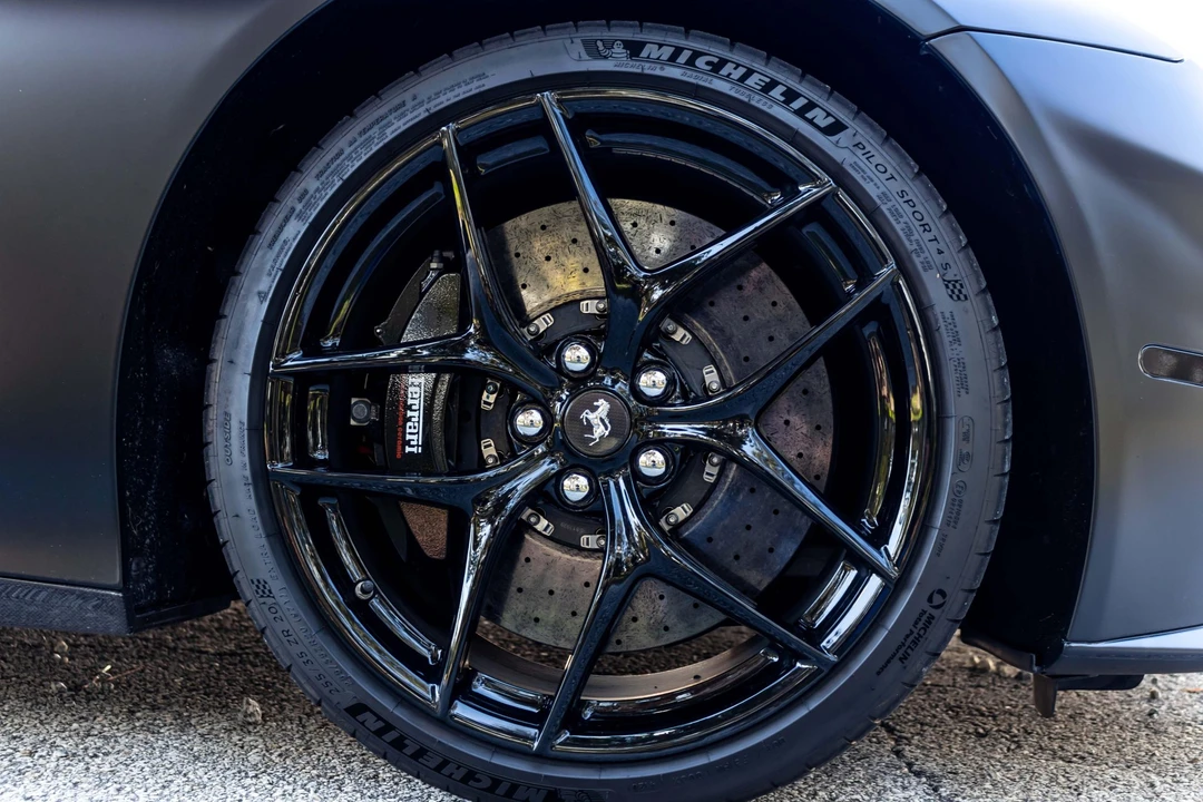 2014 Ferrari F12berlinetta - Image 26 of 31