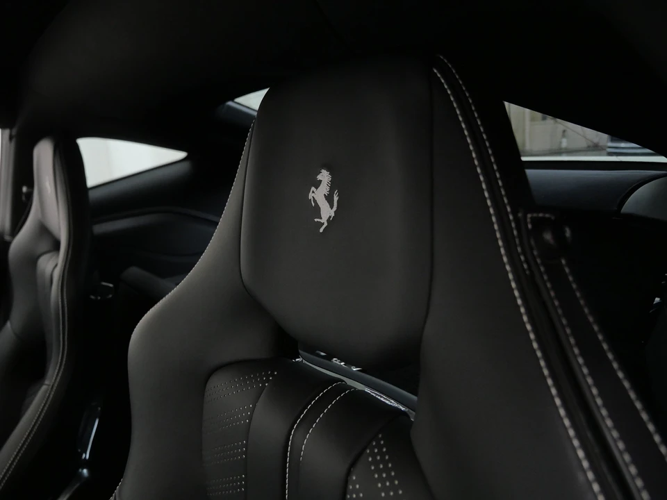 2014 Ferrari F12berlinetta - Image 18 of 31