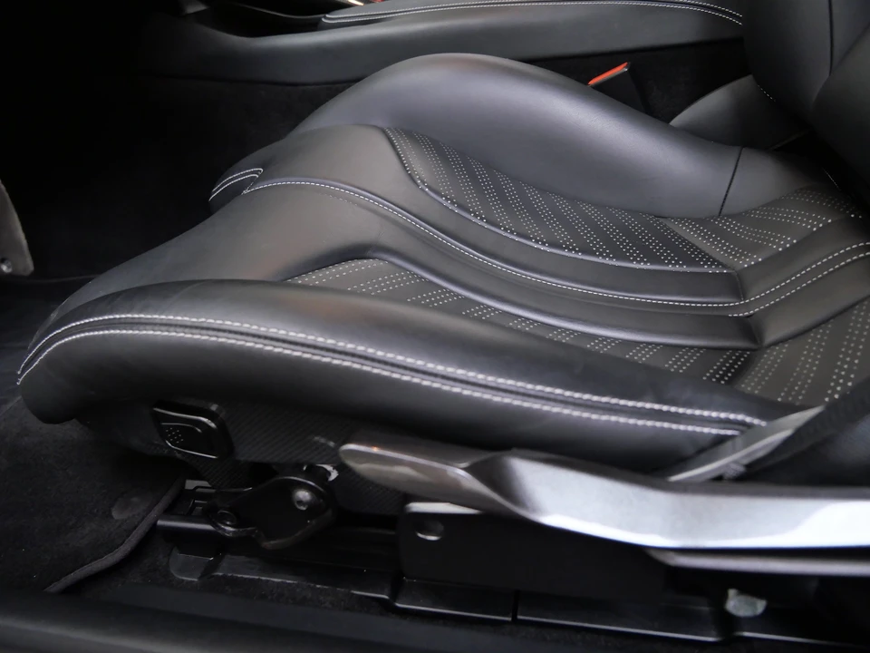 2014 Ferrari F12berlinetta - Image 19 of 31
