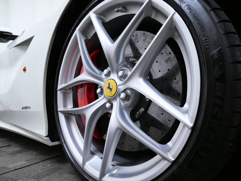 2014 Ferrari F12berlinetta - Image 11 of 31