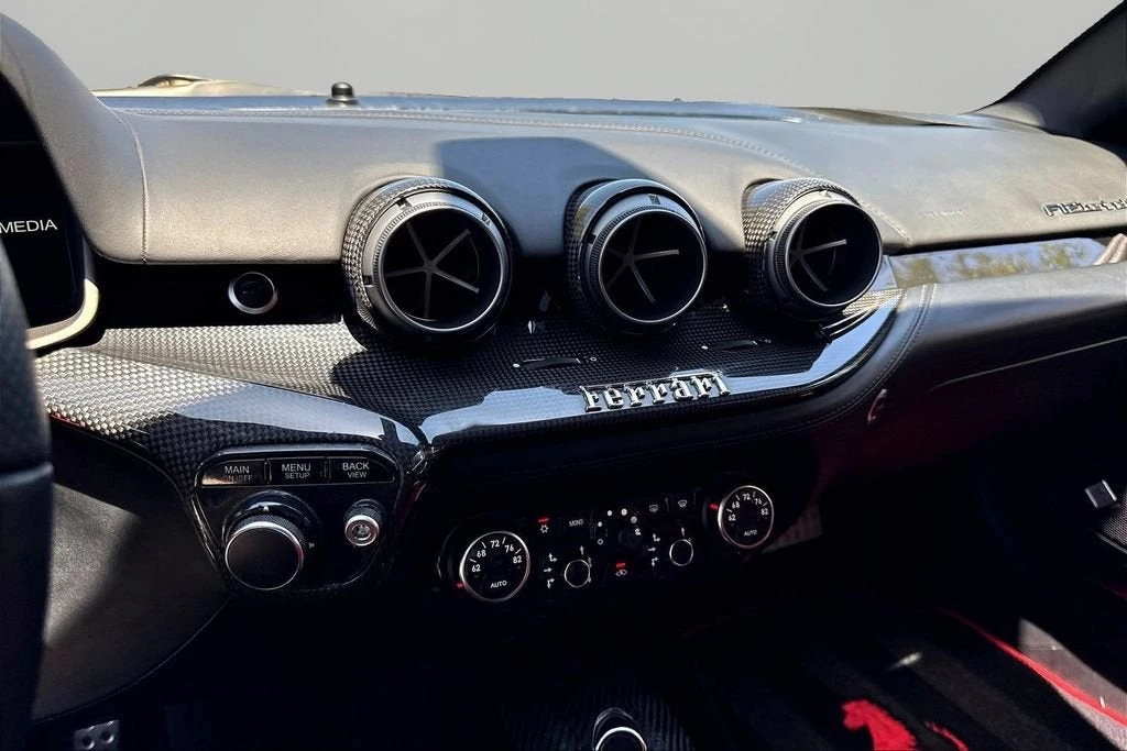2014 Ferrari F12berlinetta - Image 10 of 30