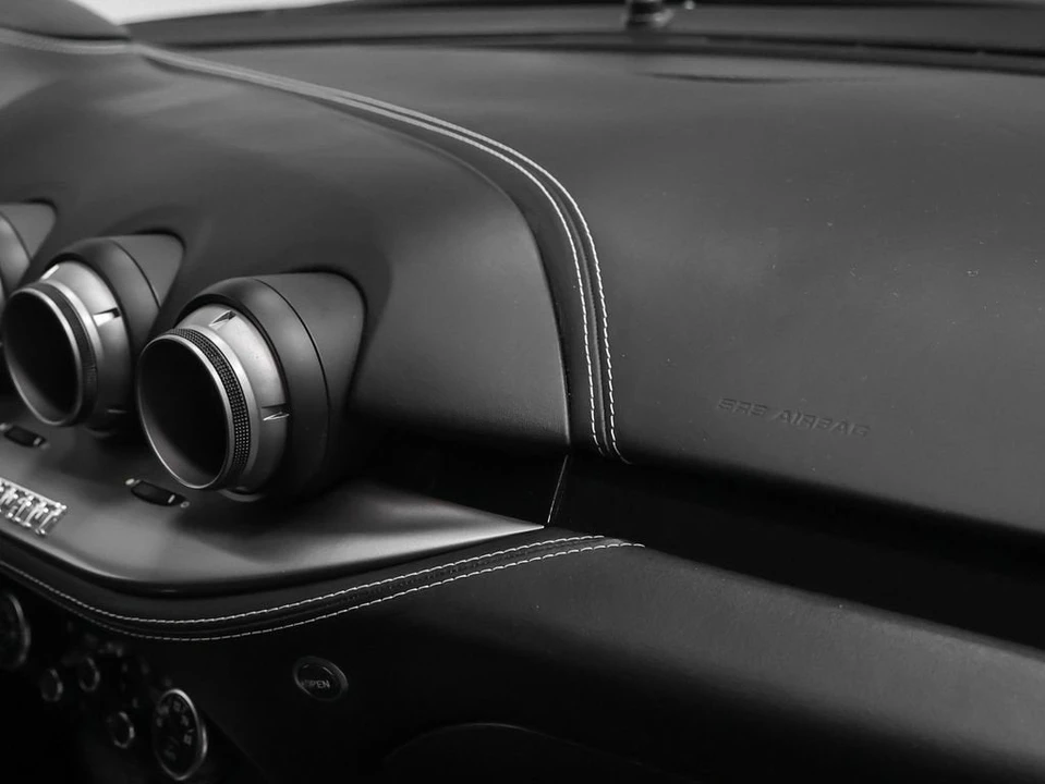 2014 Ferrari F12berlinetta - Image 30 of 31