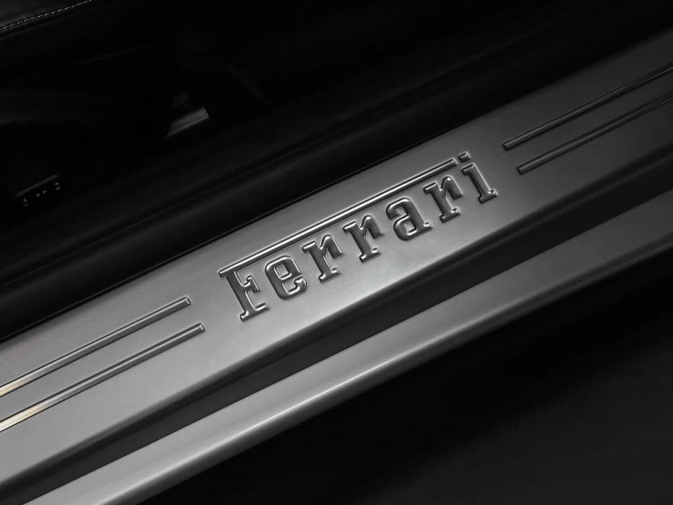 2014 Ferrari F12berlinetta - Image 21 of 31