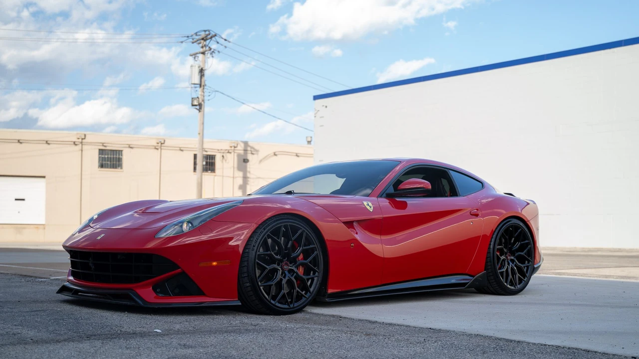 2014 Ferrari F12berlinetta - Image 5 of 31