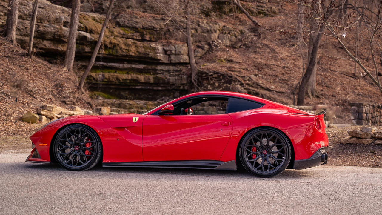 2014 Ferrari F12berlinetta - Image 18 of 31