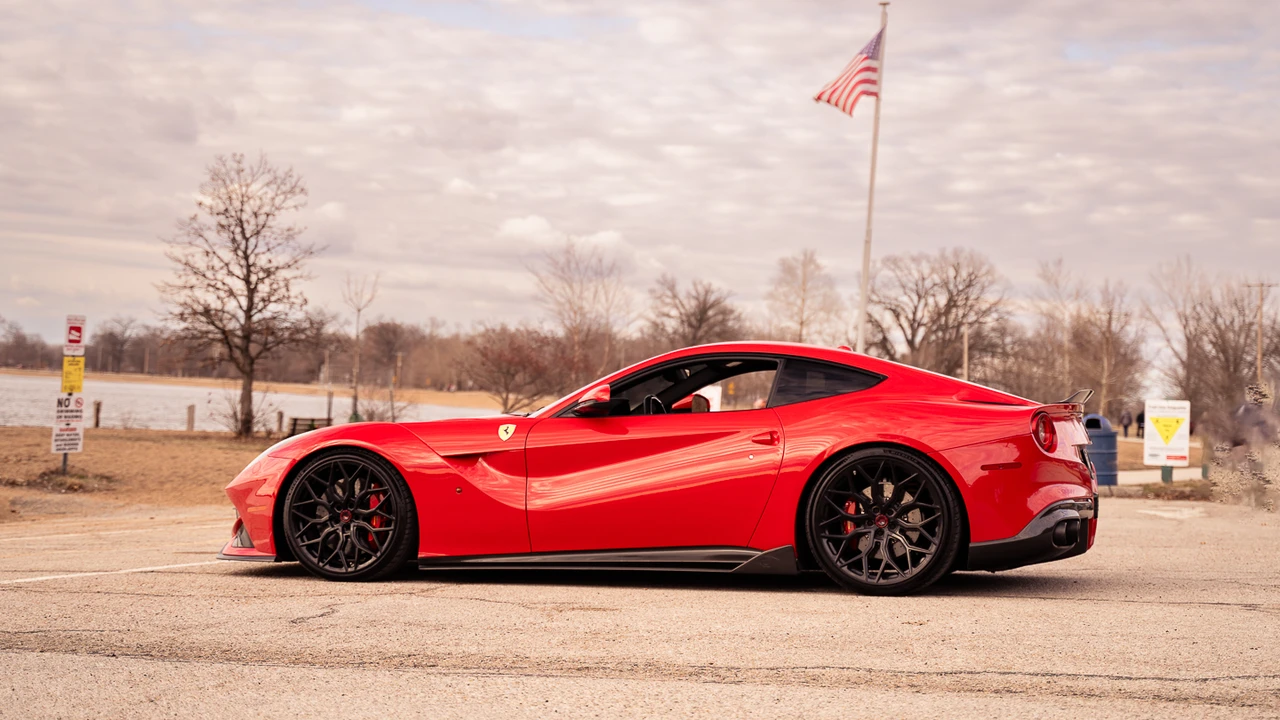 2014 Ferrari F12berlinetta - Image 19 of 31
