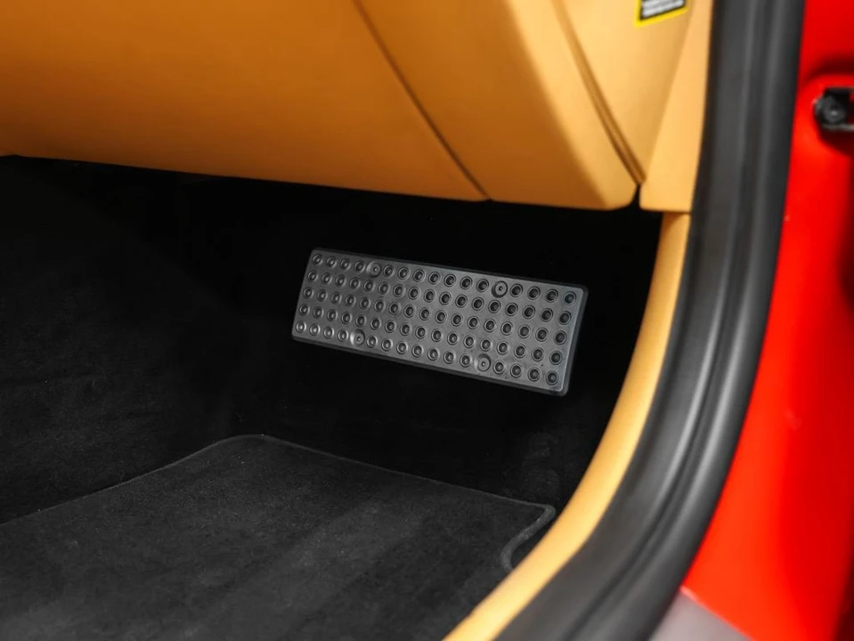 2014 Ferrari F12berlinetta - Image 28 of 31