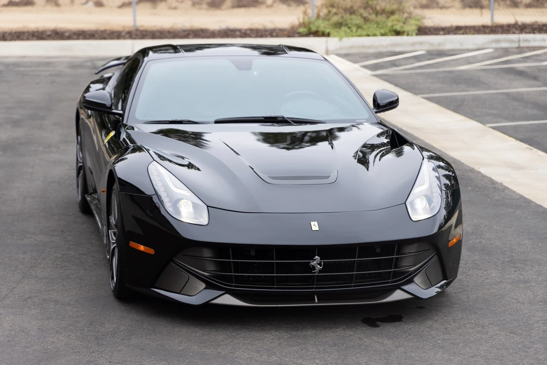 2014 Ferrari F12berlinetta - Image 2 of 12