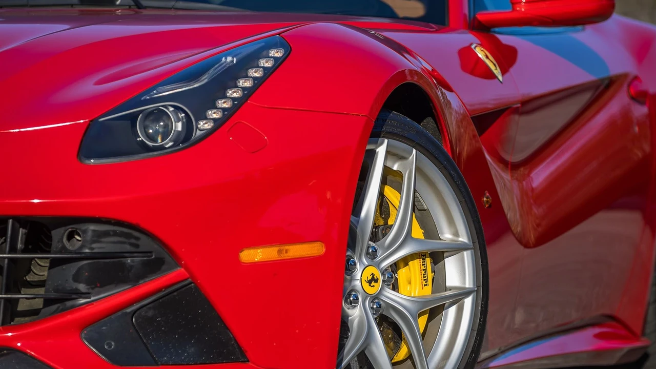 2014 Ferrari F12berlinetta - Image 19 of 31