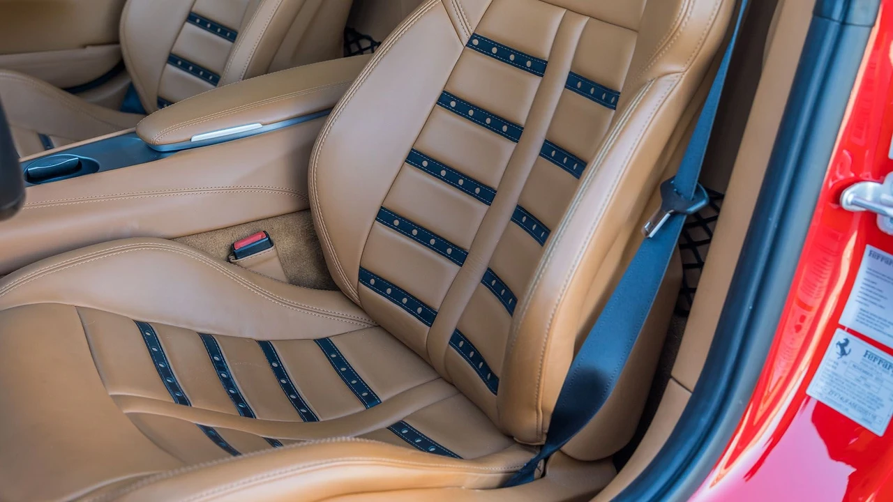 2014 Ferrari F12berlinetta - Image 30 of 31