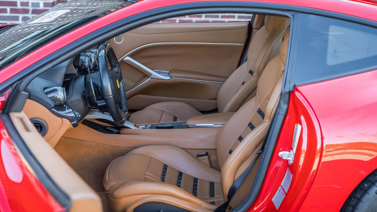 2014 Ferrari F12berlinetta - Image 21 of 31