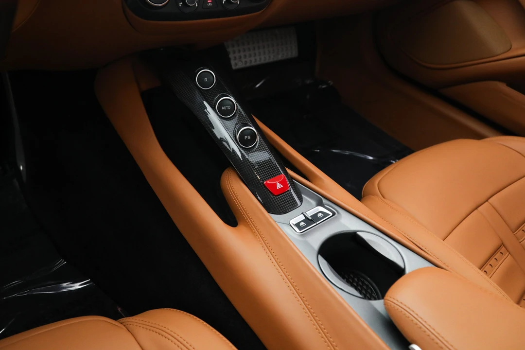 2014 Ferrari F12berlinetta - Image 27 of 31