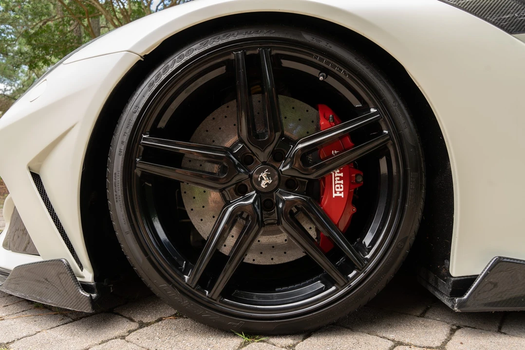 2014 Ferrari F12berlinetta - Image 27 of 31