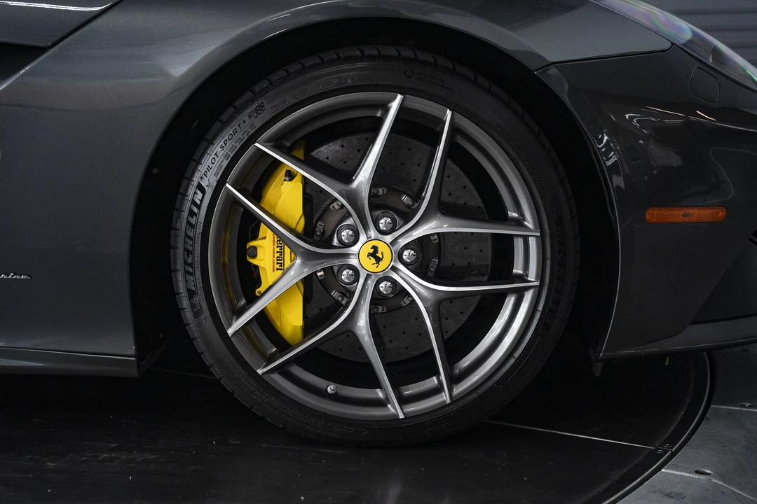 2014 Ferrari F12berlinetta - Image 16 of 31