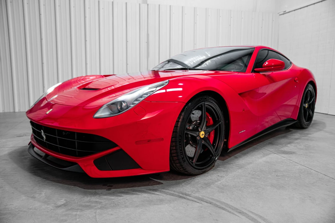 2014 Ferrari F12berlinetta - Image 13 of 31