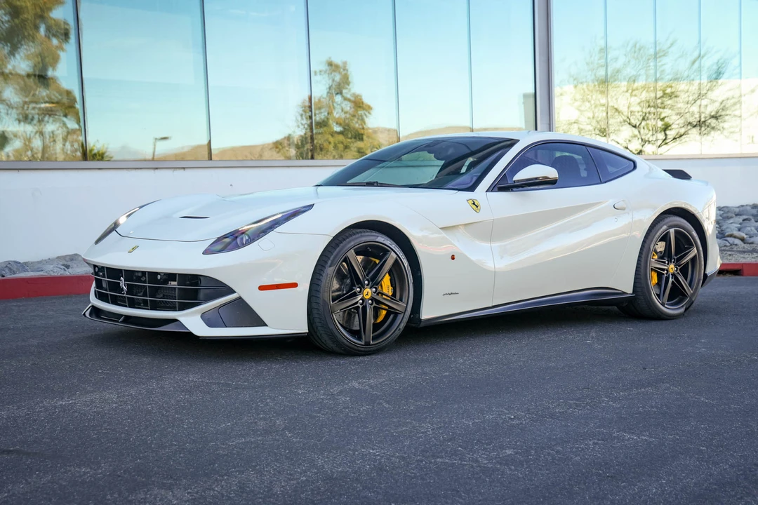 2014 Ferrari F12berlinetta - Image 2 of 31