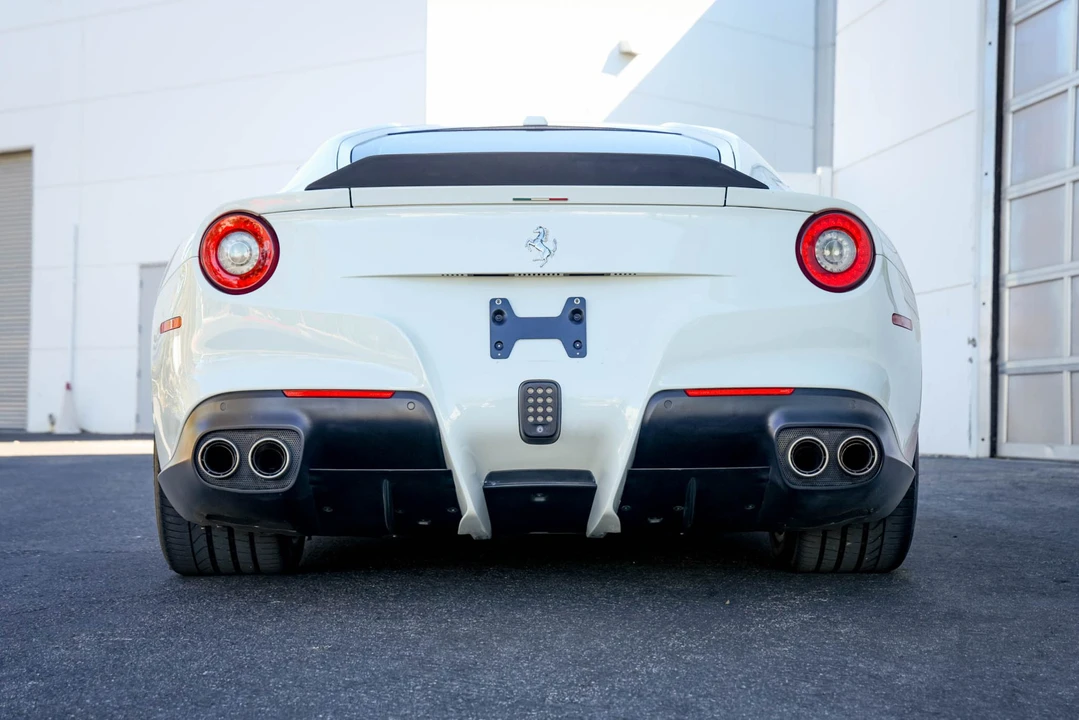 2014 Ferrari F12berlinetta - Image 11 of 31