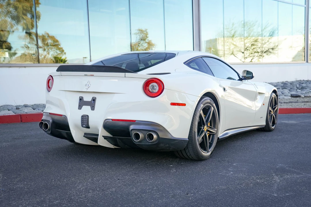 2014 Ferrari F12berlinetta - Image 10 of 31
