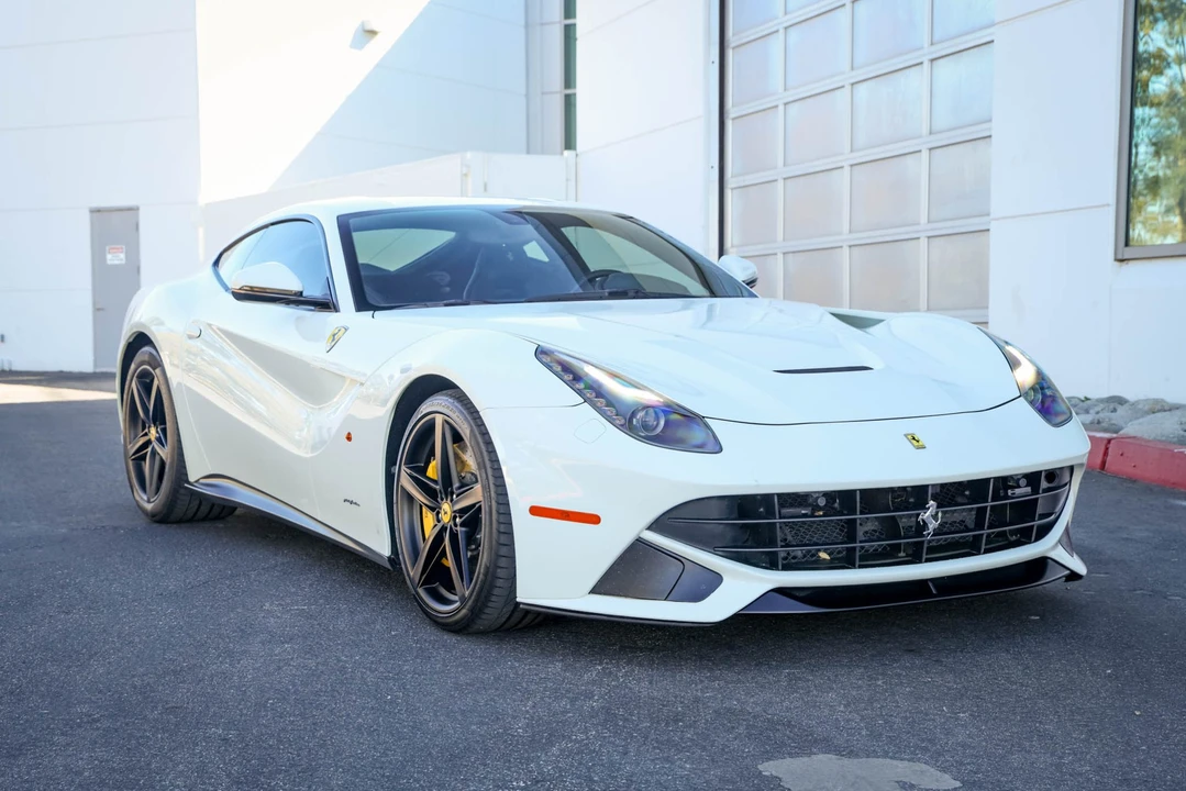 2014 Ferrari F12berlinetta - Image 5 of 31