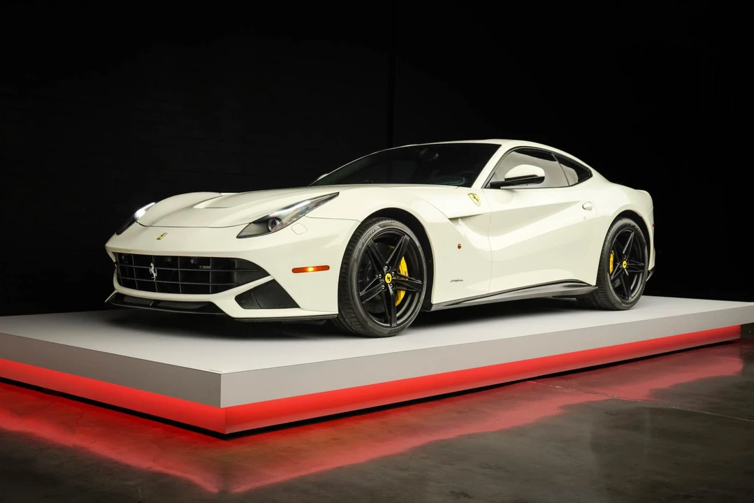 2014 Ferrari F12berlinetta - Image 16 of 31