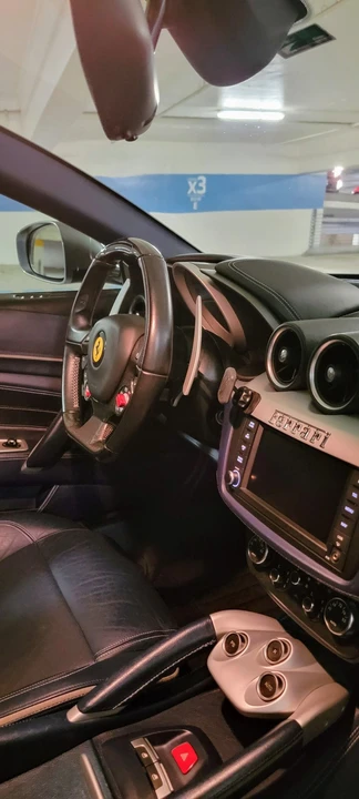 2014 Ferrari FF - Image 9 of 21