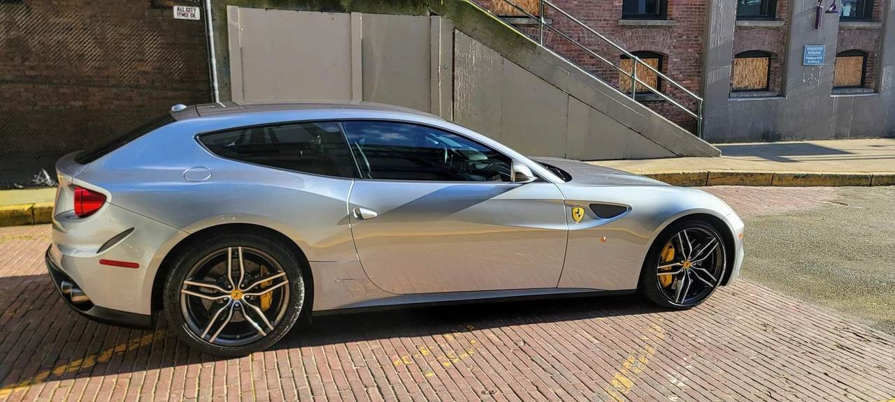 2014 Ferrari FF - Image 12 of 21