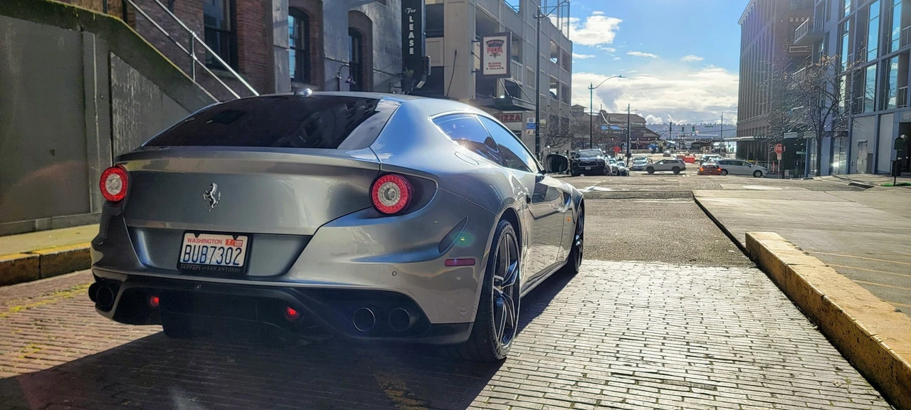 2014 Ferrari FF - Image 14 of 21