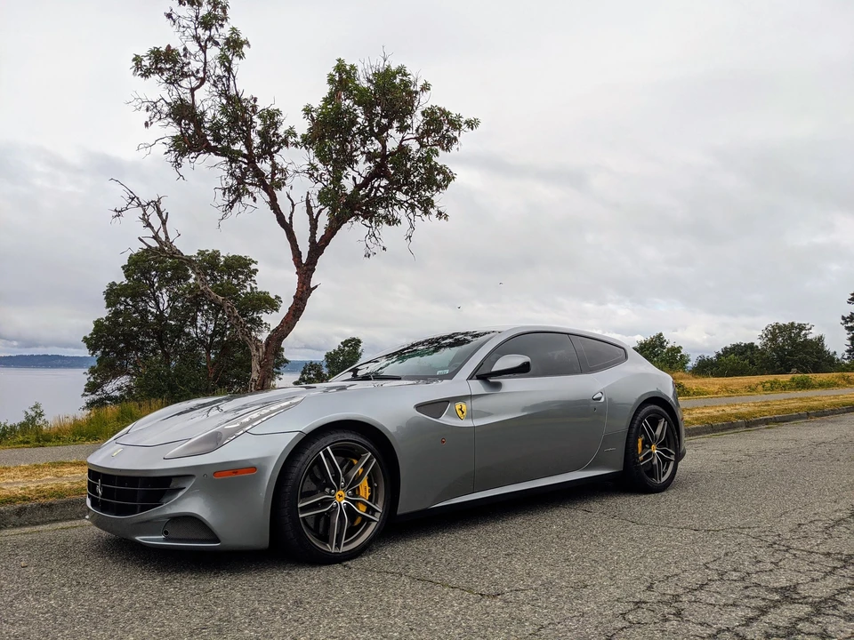 2014 Ferrari FF - Image 19 of 21