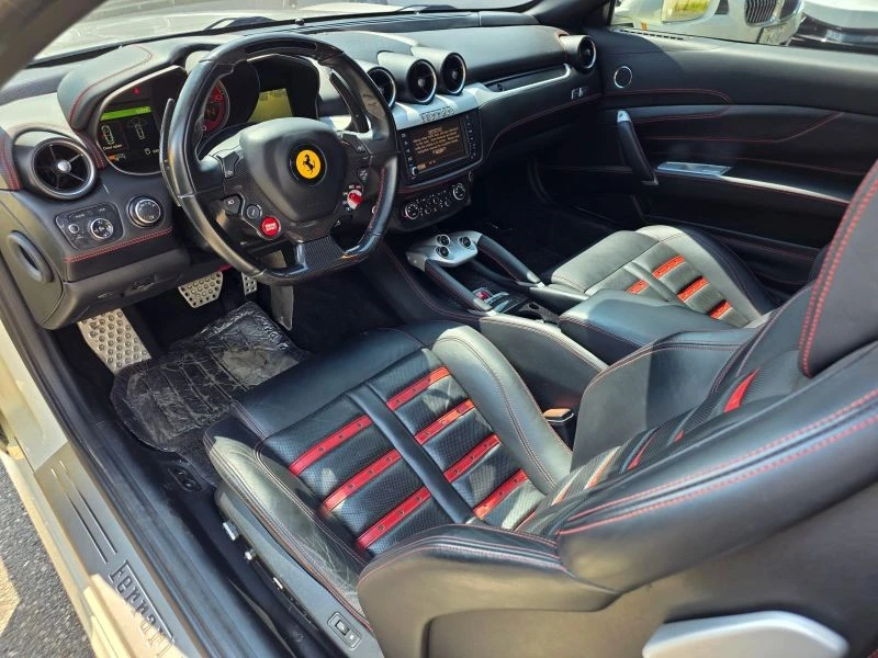 2014 Ferrari FF - Image 9 of 12