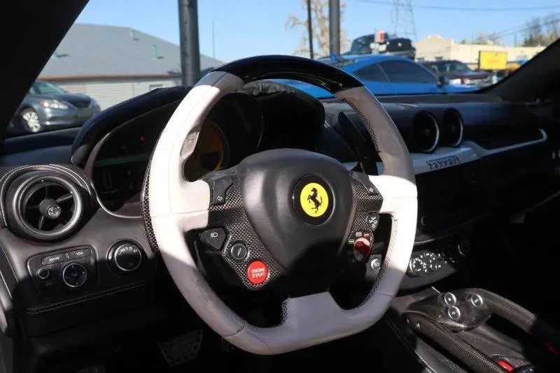 2014 Ferrari FF - Image 7 of 9