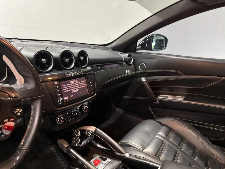 2014 Ferrari FF - Image 19 of 31