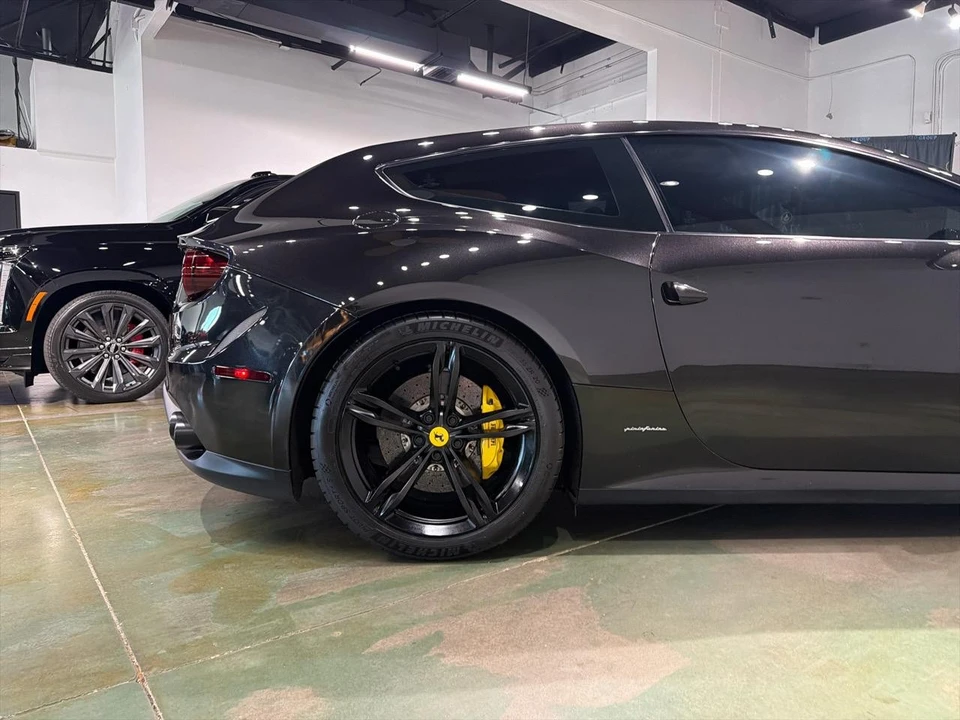 2014 Ferrari FF - Image 10 of 31