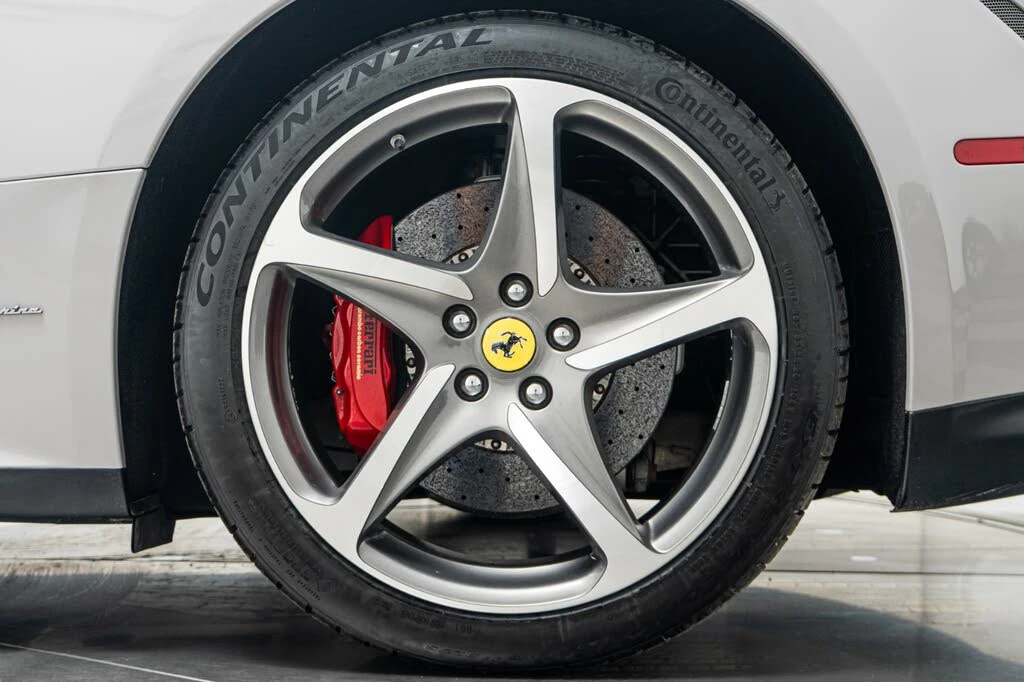 2014 Ferrari FF - Image 11 of 31