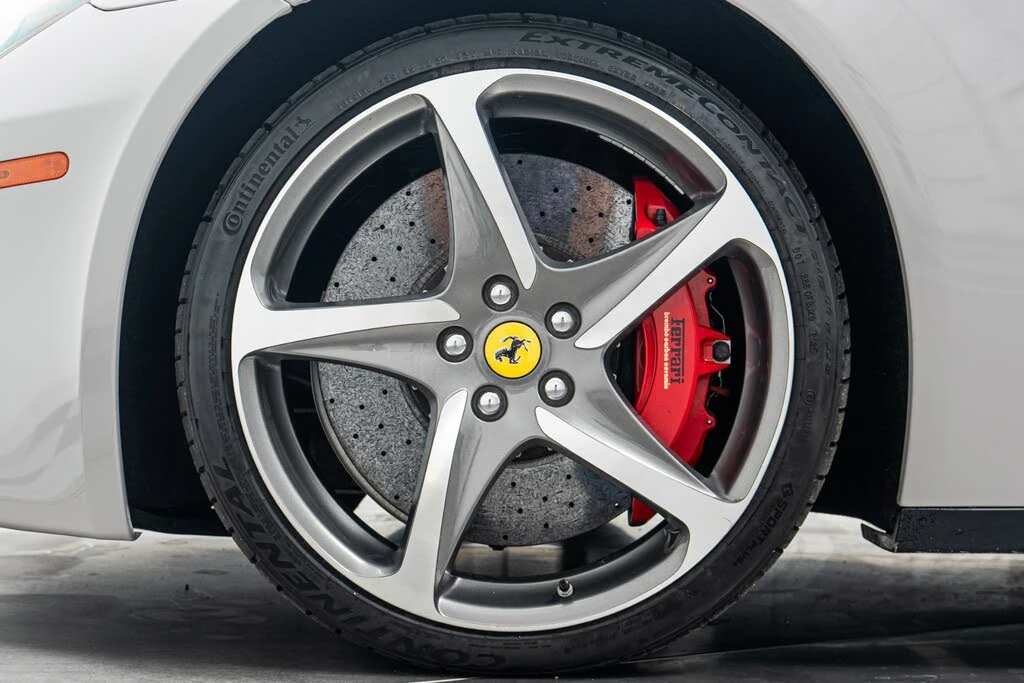 2014 Ferrari FF - Image 10 of 31