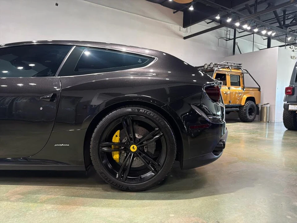 2014 Ferrari FF - Image 6 of 31