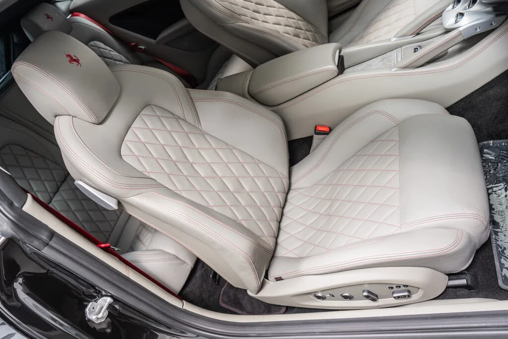 2014 Ferrari FF - Image 25 of 31