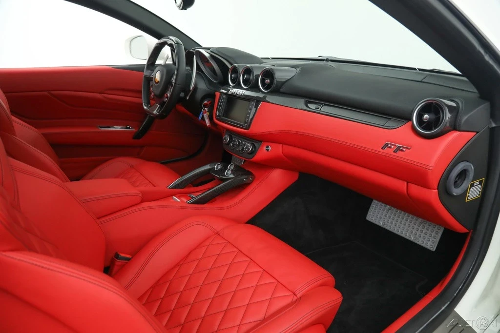 2014 Ferrari FF - Image 18 of 21