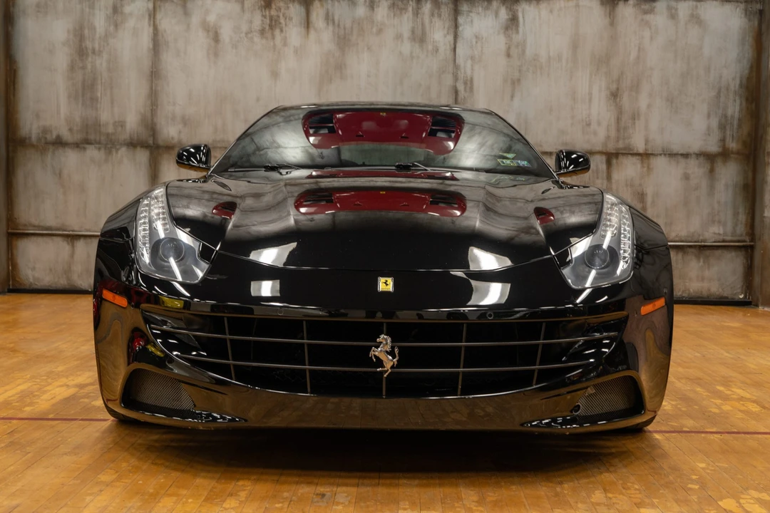 2014 Ferrari FF - Image 6 of 31