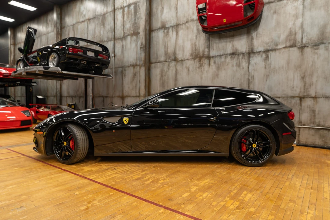 2014 Ferrari FF - Image 15 of 31