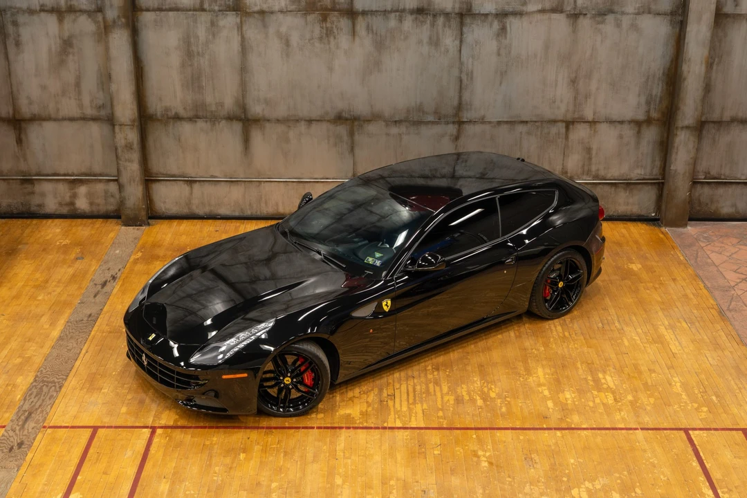 2014 Ferrari FF - Image 10 of 31