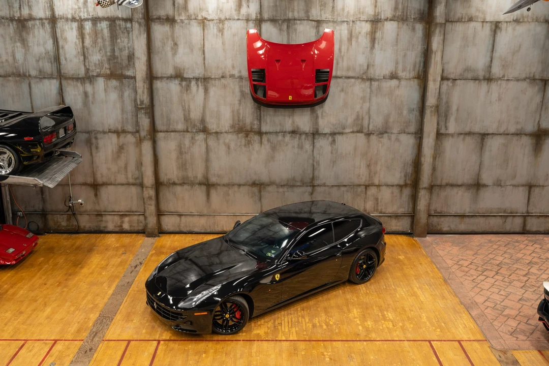 2014 Ferrari FF - Image 9 of 31