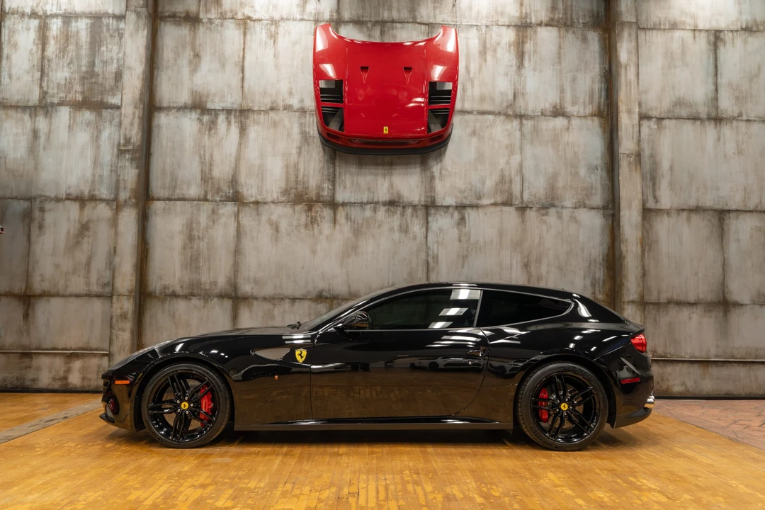2014 Ferrari FF - Image 17 of 31