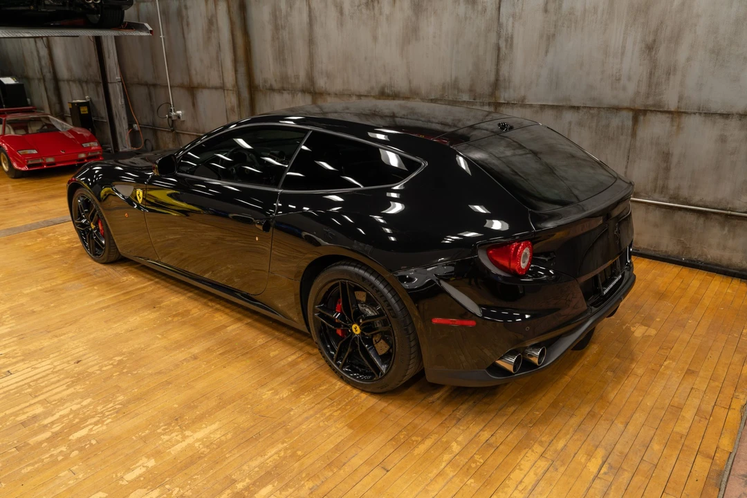 2014 Ferrari FF - Image 21 of 31