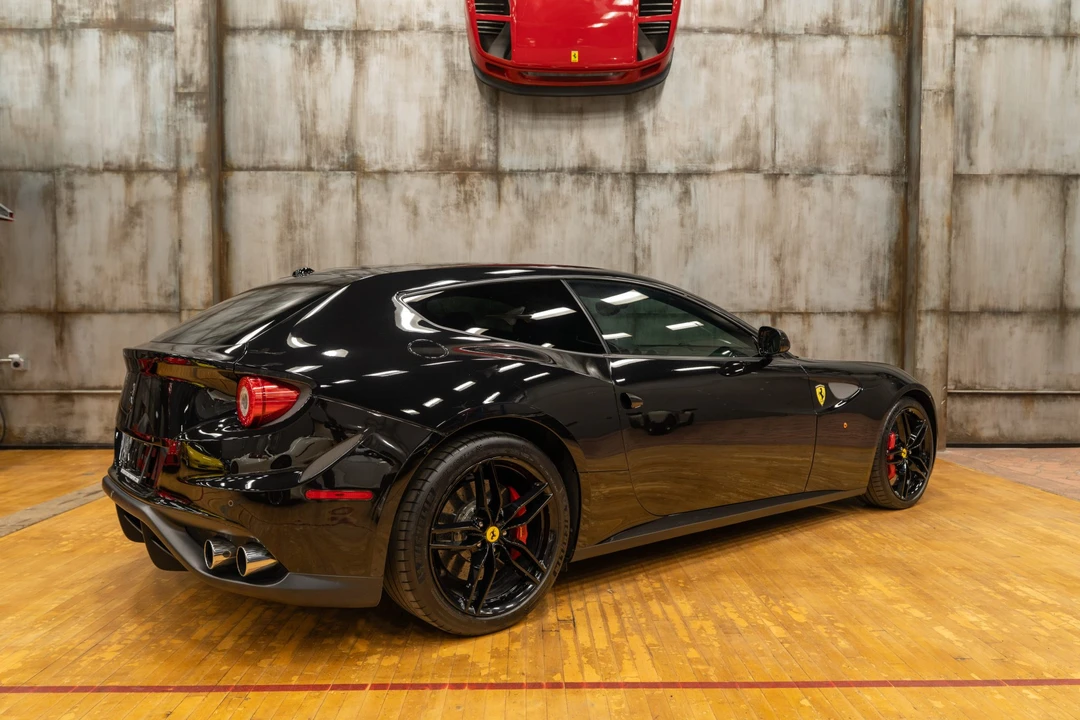 2014 Ferrari FF - Image 30 of 31