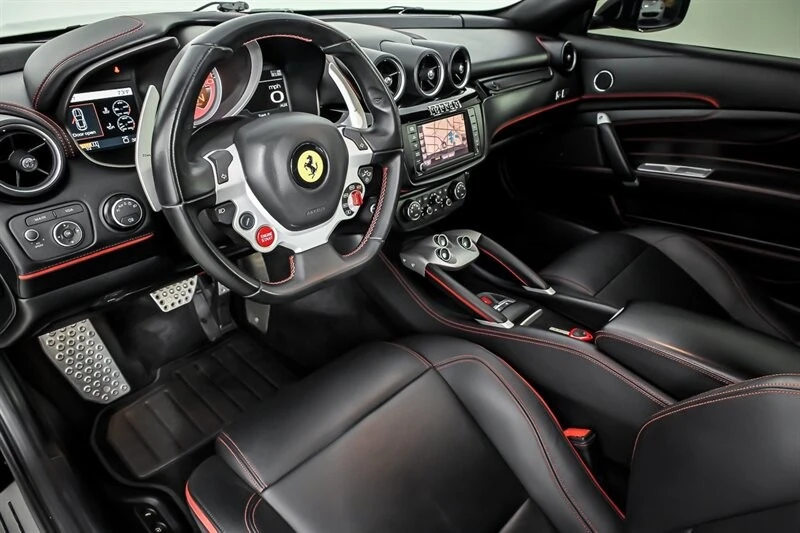 2014 Ferrari FF - Image 15 of 31