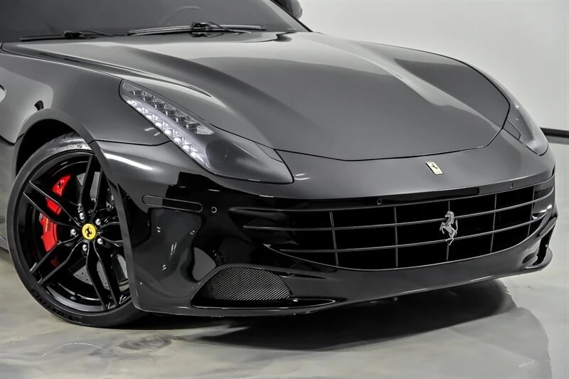 2014 Ferrari FF - Image 2 of 31