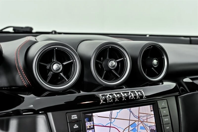 2014 Ferrari FF - Image 28 of 31