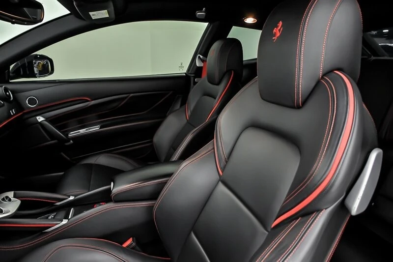 2014 Ferrari FF - Image 17 of 31