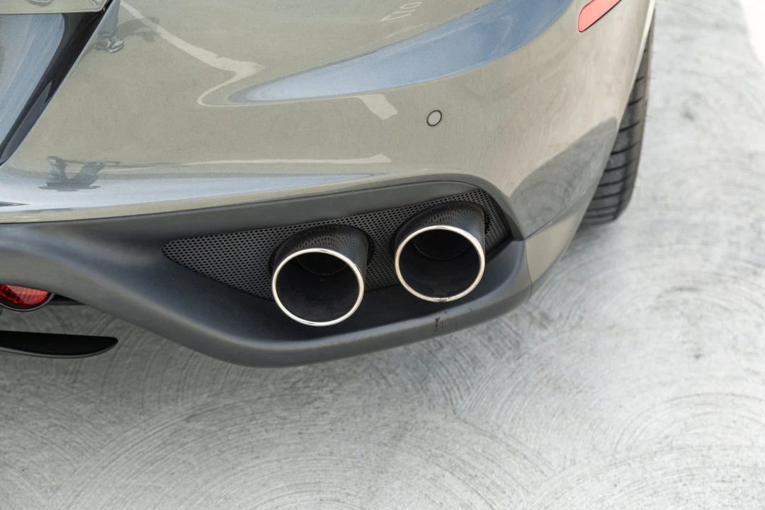 2014 Ferrari FF - Image 26 of 31